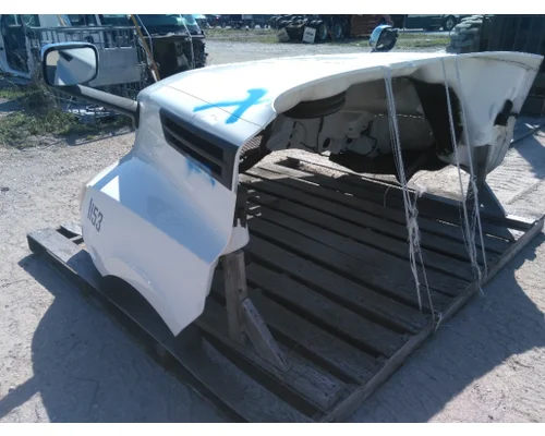 FREIGHTLINER CASCADIA 125 HOOD
