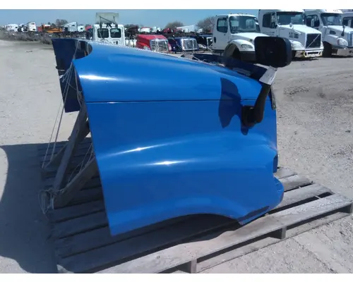 FREIGHTLINER CASCADIA 125 HOOD