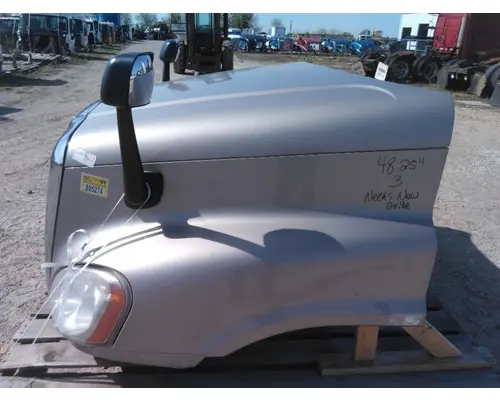 FREIGHTLINER CASCADIA 125 HOOD