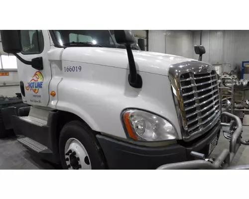 FREIGHTLINER CASCADIA 125 HOOD