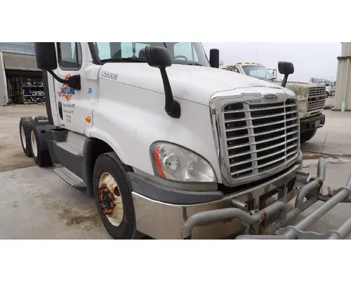 FREIGHTLINER CASCADIA 125 HOOD