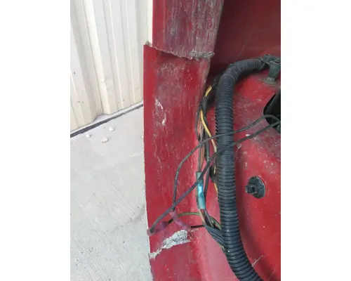 FREIGHTLINER CASCADIA 125 HOOD