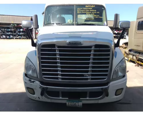 FREIGHTLINER CASCADIA 125 HOOD