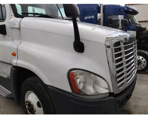 FREIGHTLINER CASCADIA 125 HOOD