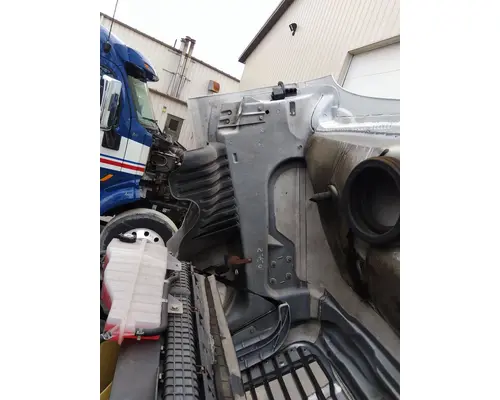 FREIGHTLINER CASCADIA 125 HOOD