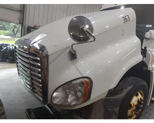 FREIGHTLINER CASCADIA 125 HOOD