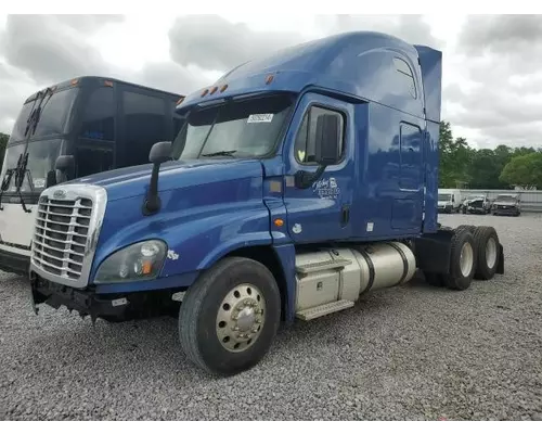 FREIGHTLINER CASCADIA 125 HOOD