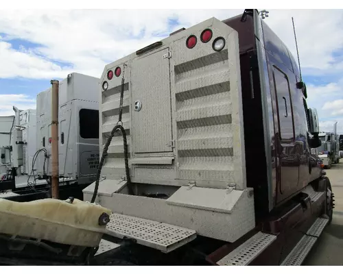 FREIGHTLINER CASCADIA 125 Headache Rack