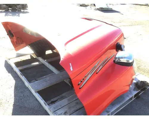 FREIGHTLINER CASCADIA 125 Hood