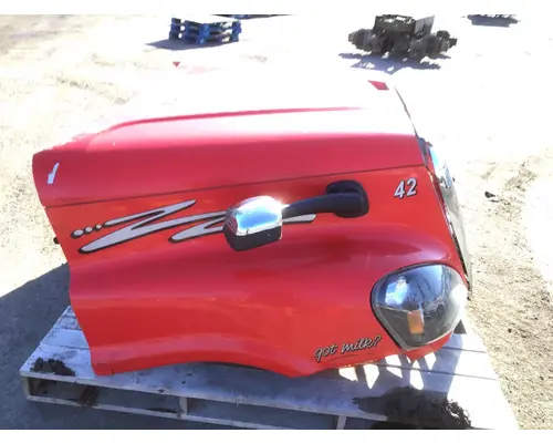 FREIGHTLINER CASCADIA 125 Hood