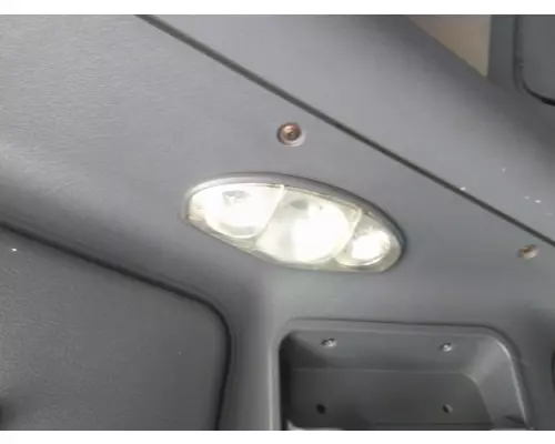 FREIGHTLINER CASCADIA 125 INTERIOR CAB LIGHT