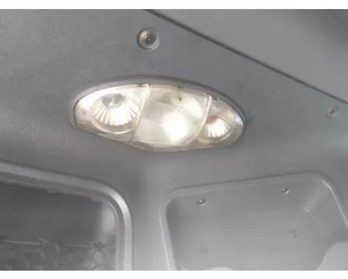 FREIGHTLINER CASCADIA 125 INTERIOR CAB LIGHT
