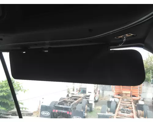 FREIGHTLINER CASCADIA 125 INTERIOR SUN VISOR