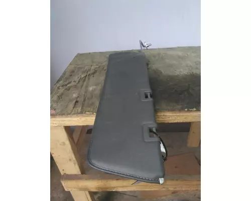 FREIGHTLINER CASCADIA 125 INTERIOR SUN VISOR