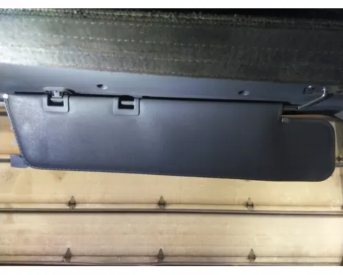 FREIGHTLINER CASCADIA 125 INTERIOR SUN VISOR