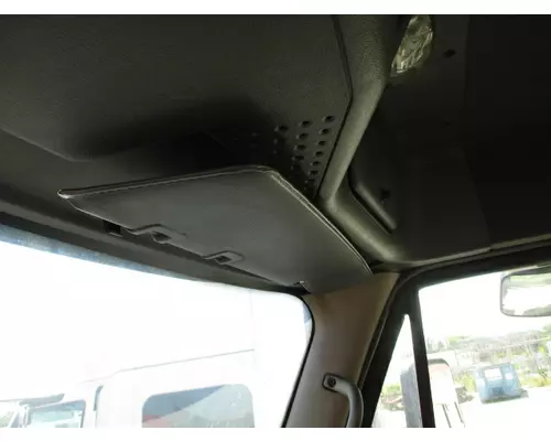 FREIGHTLINER CASCADIA 125 INTERIOR SUN VISOR
