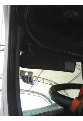 FREIGHTLINER CASCADIA 125 INTERIOR SUN VISOR