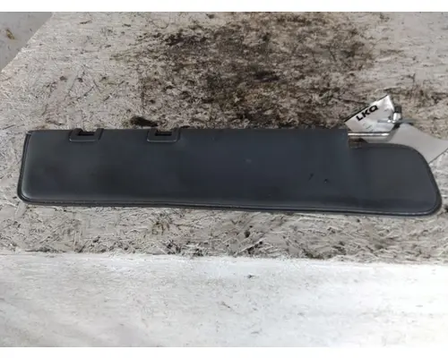 FREIGHTLINER CASCADIA 125 INTERIOR SUN VISOR