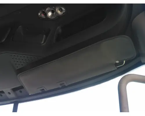 FREIGHTLINER CASCADIA 125 INTERIOR SUN VISOR