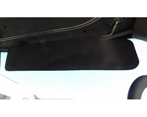 FREIGHTLINER CASCADIA 125 INTERIOR SUN VISOR