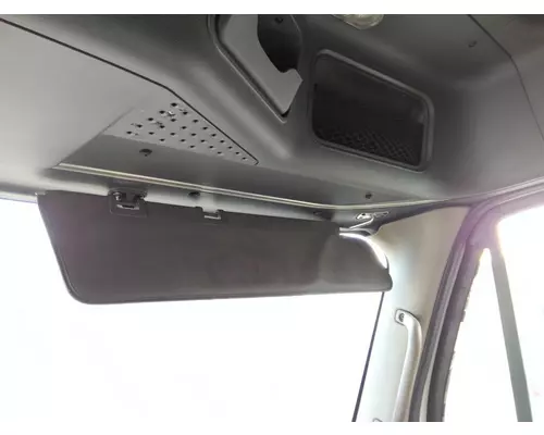 FREIGHTLINER CASCADIA 125 INTERIOR SUN VISOR