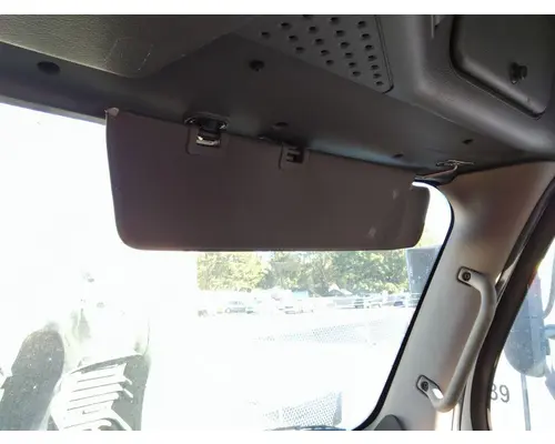 FREIGHTLINER CASCADIA 125 INTERIOR SUN VISOR