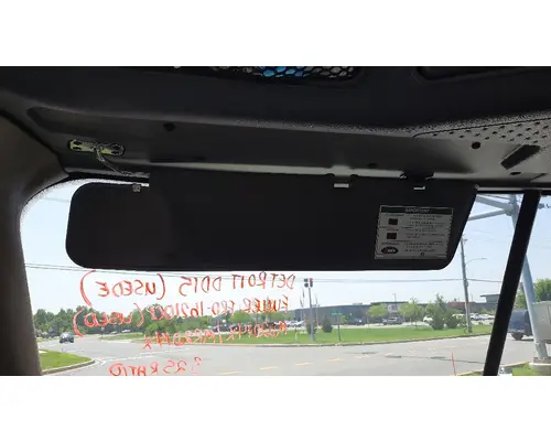 FREIGHTLINER CASCADIA 125 INTERIOR SUN VISOR