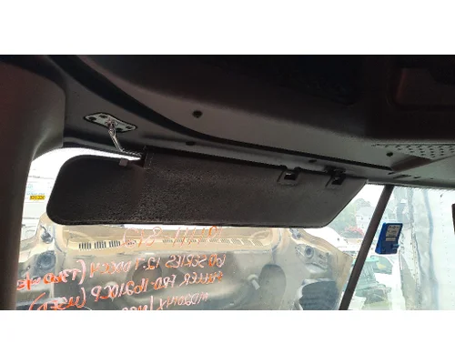 FREIGHTLINER CASCADIA 125 INTERIOR SUN VISOR