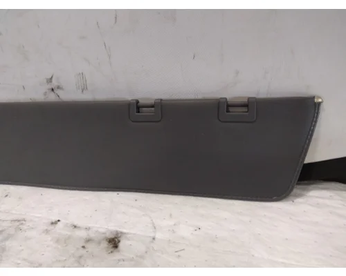 FREIGHTLINER CASCADIA 125 INTERIOR SUN VISOR