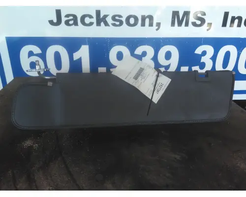 FREIGHTLINER CASCADIA 125 INTERIOR SUN VISOR