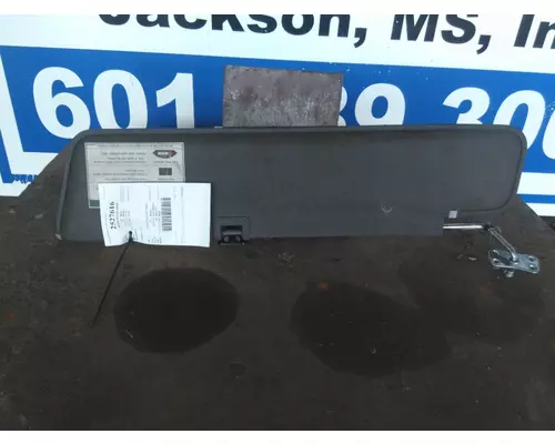 FREIGHTLINER CASCADIA 125 INTERIOR SUN VISOR