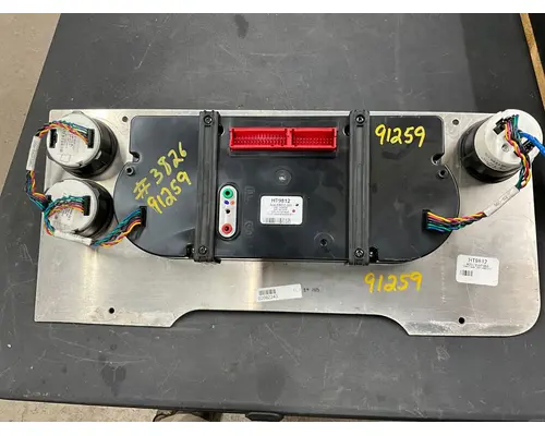 FREIGHTLINER CASCADIA 125 Instrument Cluster