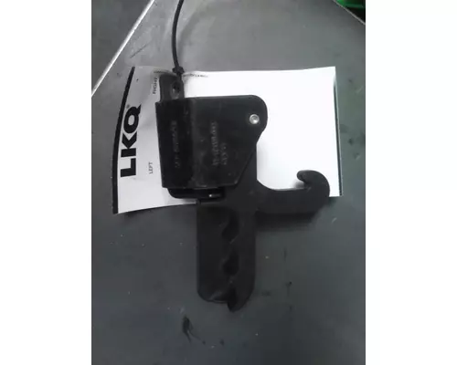 FREIGHTLINER CASCADIA 125 LATCHLOCKLEVER