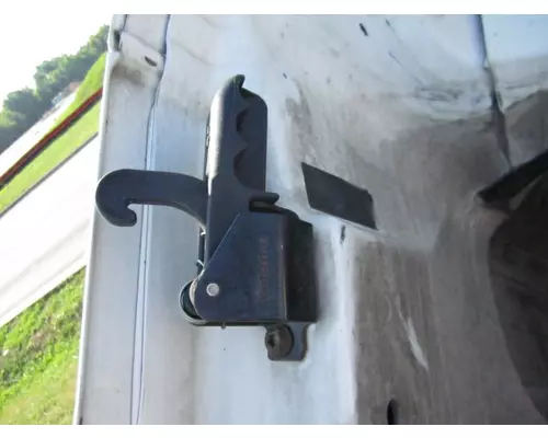 FREIGHTLINER CASCADIA 125 LATCHLOCKLEVER