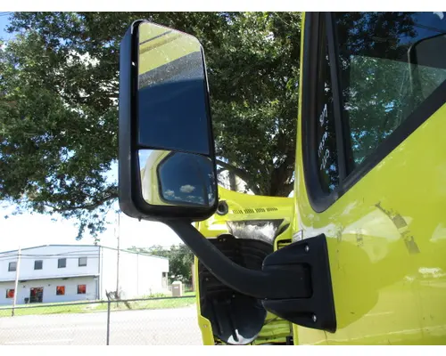 FREIGHTLINER CASCADIA 125 MIRROR ASSEMBLY CABDOOR
