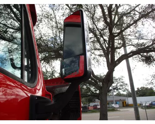 FREIGHTLINER CASCADIA 125 MIRROR ASSEMBLY CABDOOR