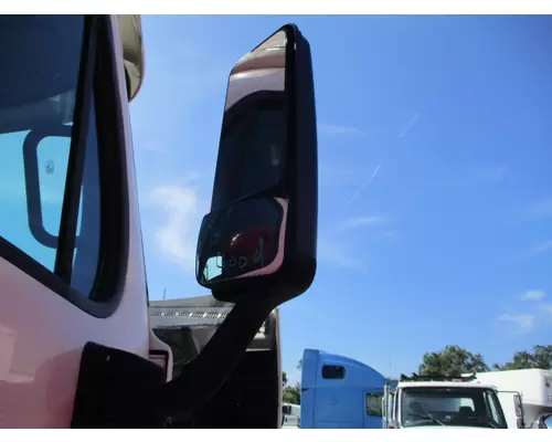 FREIGHTLINER CASCADIA 125 MIRROR ASSEMBLY CABDOOR