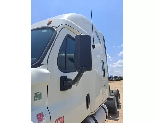 FREIGHTLINER CASCADIA 125 MIRROR ASSEMBLY CABDOOR