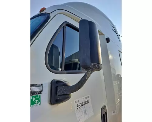 FREIGHTLINER CASCADIA 125 MIRROR ASSEMBLY CABDOOR