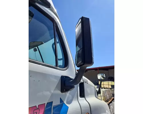 FREIGHTLINER CASCADIA 125 MIRROR ASSEMBLY CABDOOR