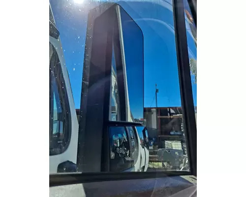 FREIGHTLINER CASCADIA 125 MIRROR ASSEMBLY CABDOOR