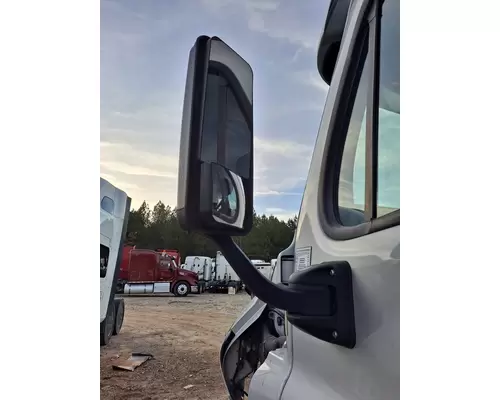 FREIGHTLINER CASCADIA 125 MIRROR ASSEMBLY CABDOOR