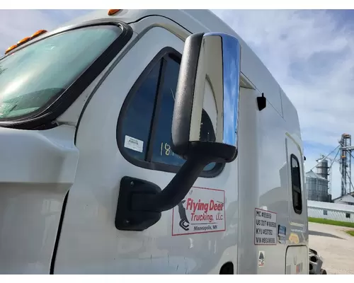 FREIGHTLINER CASCADIA 125 MIRROR ASSEMBLY CABDOOR