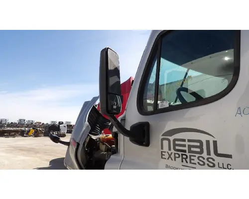 FREIGHTLINER CASCADIA 125 MIRROR ASSEMBLY CABDOOR