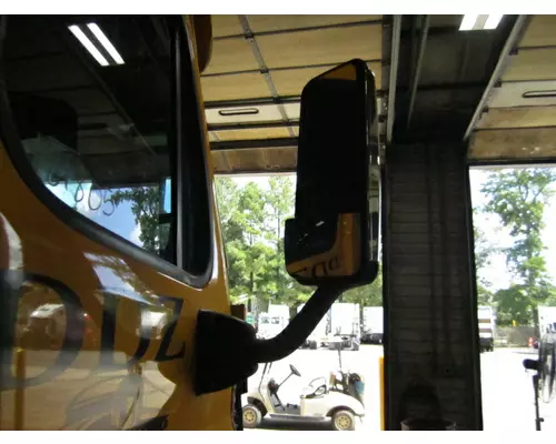 FREIGHTLINER CASCADIA 125 MIRROR ASSEMBLY CABDOOR
