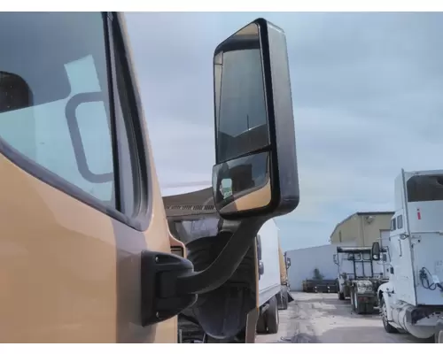 FREIGHTLINER CASCADIA 125 MIRROR ASSEMBLY CABDOOR