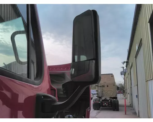 FREIGHTLINER CASCADIA 125 MIRROR ASSEMBLY CABDOOR