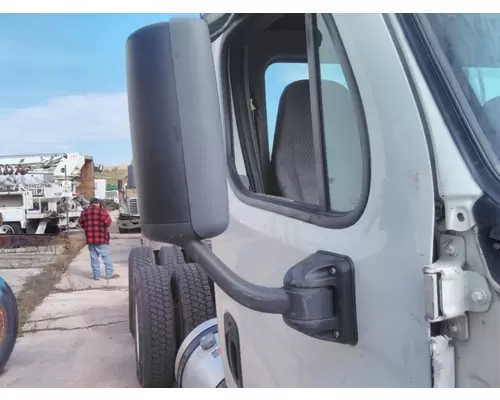 FREIGHTLINER CASCADIA 125 MIRROR ASSEMBLY CABDOOR