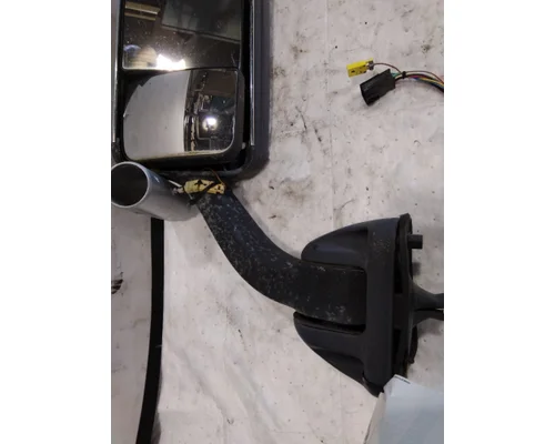 FREIGHTLINER CASCADIA 125 MIRROR ASSEMBLY CABDOOR