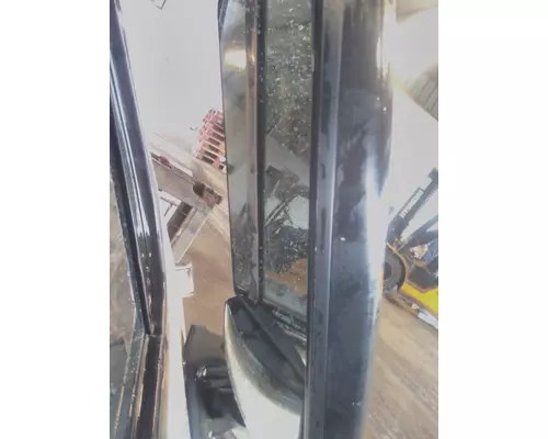 FREIGHTLINER CASCADIA 125 MIRROR ASSEMBLY CABDOOR